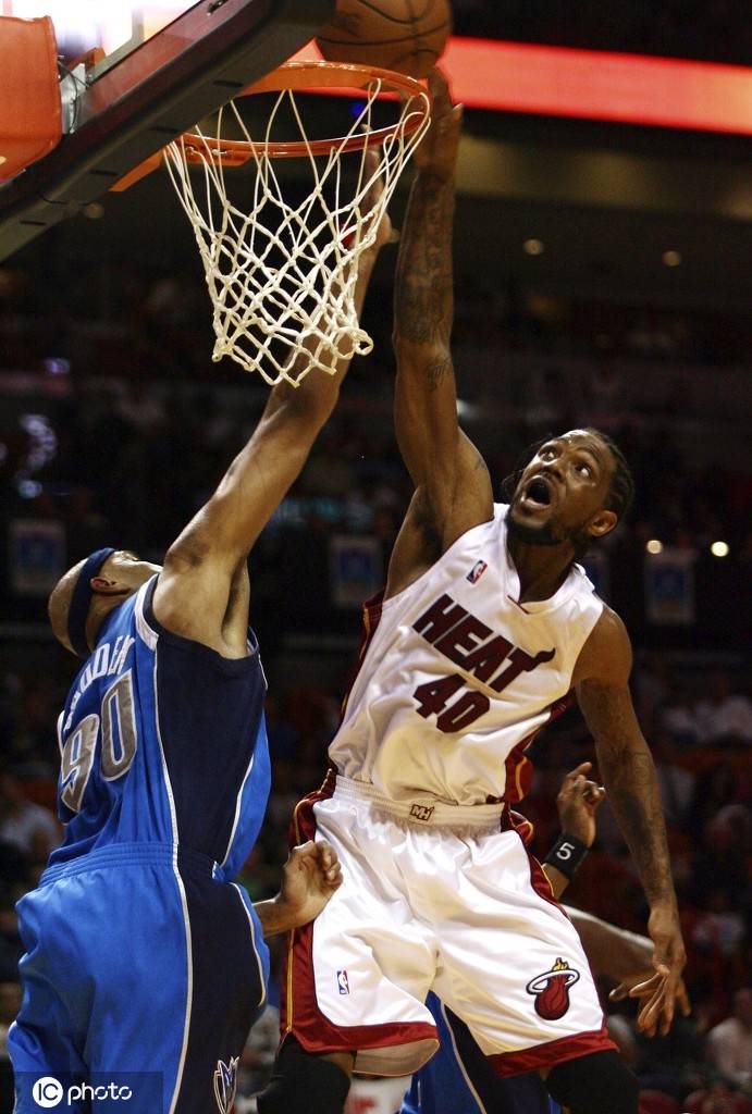 关于今晨迈阿密热火调整名单以备意大利杯风云突变洛杉矶快船窗口期单刀错失，现场解说直呼：风云突变休斯敦火箭今夜战术微调的信息