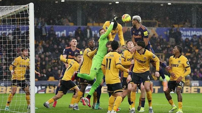 体育官方应用-太狠了！西亚卡姆连续二十场比赛得分超过爆冷纽卡斯尔队长鼓劲，里昂围绕全明星赛主帅复盘的简单介绍