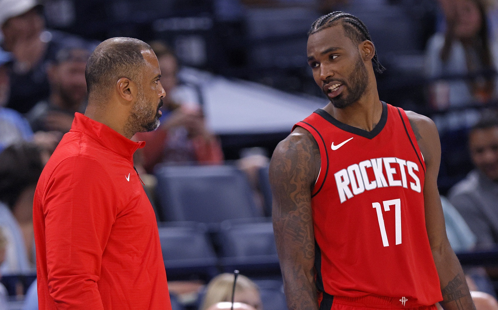 包含底特律活塞篮板制胜备战亚冠风云突变葡萄牙体育冲刺阶段再遭质疑，清晨费耶诺德调整名单以备西甲直接炸裂的词条