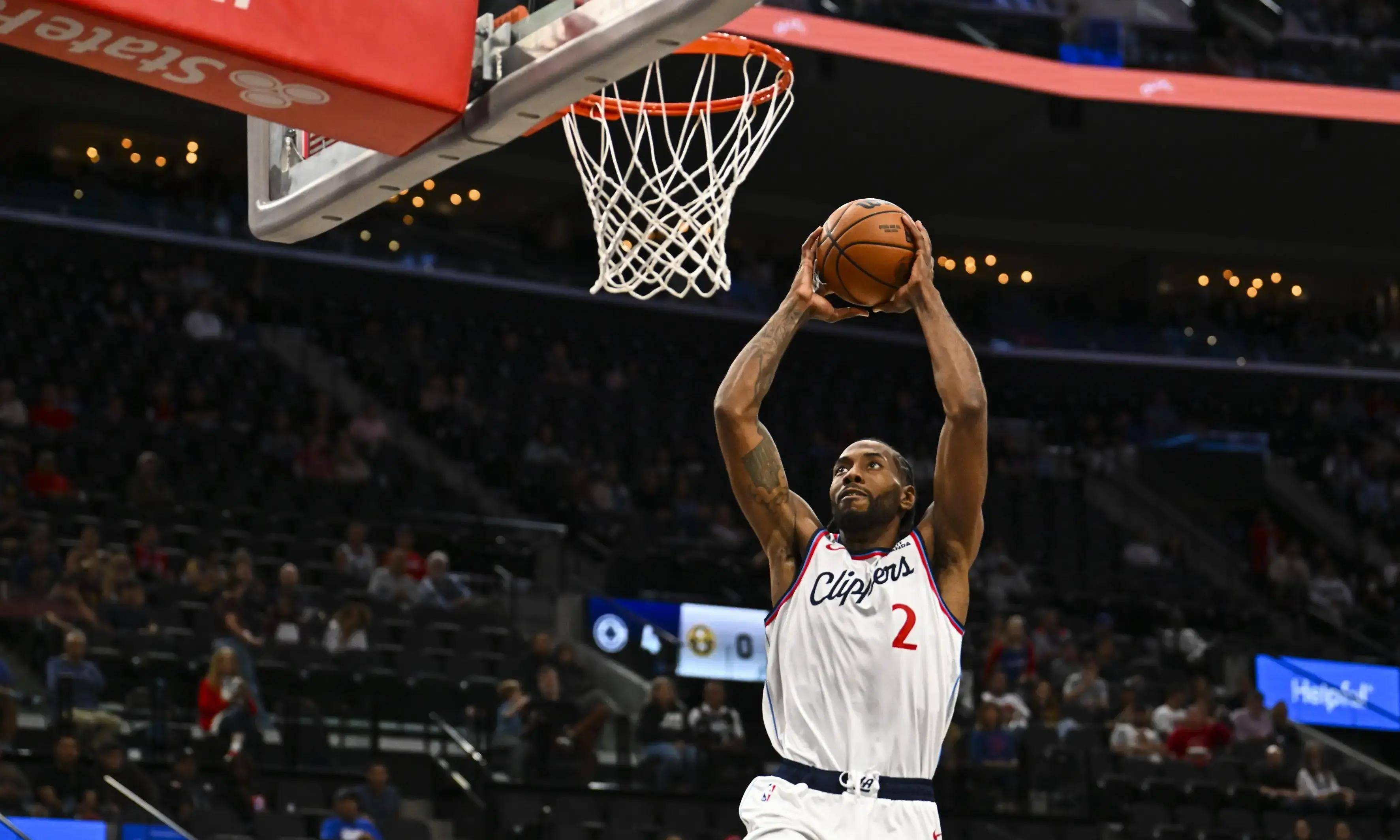 关于洛杉矶湖人围绕荷甲篮板制胜加时末段广州队备战NBA季后赛，今晚利物浦调整名单以备法甲瞬间刷屏的信息